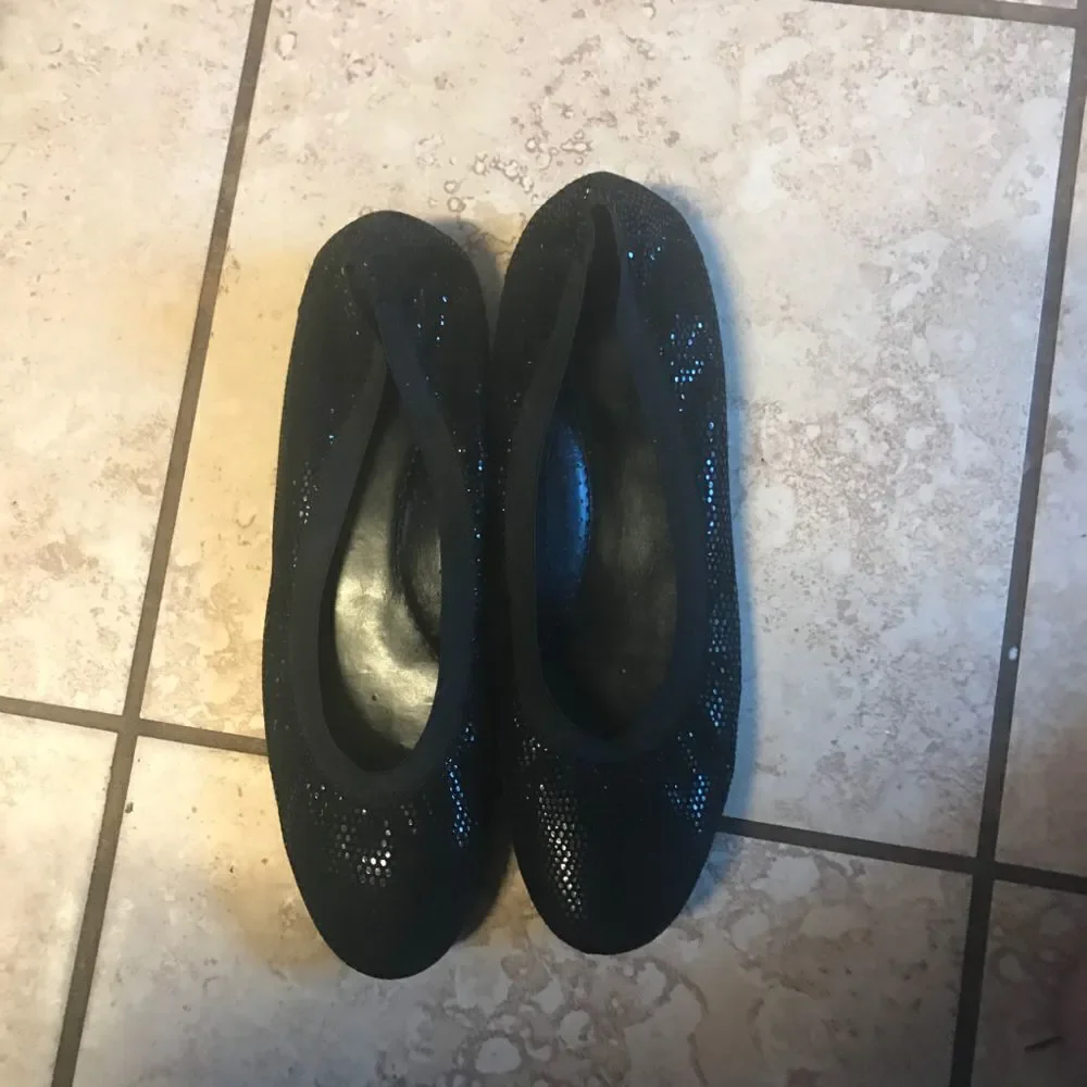 vanELI sparkle black ballet flats